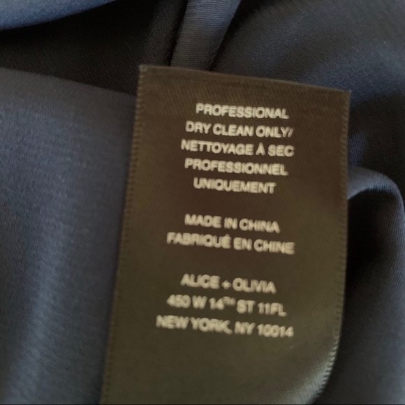 ALICE + OLIVIA ELEONORA TRUMPET SLEEVE DRESS - Picture 11 of 15